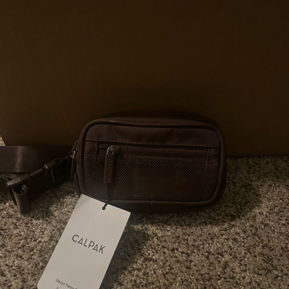 CALPAK Stevyn Fanny Pack